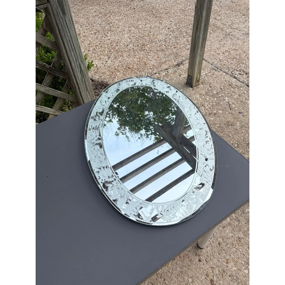 N/A oval wall